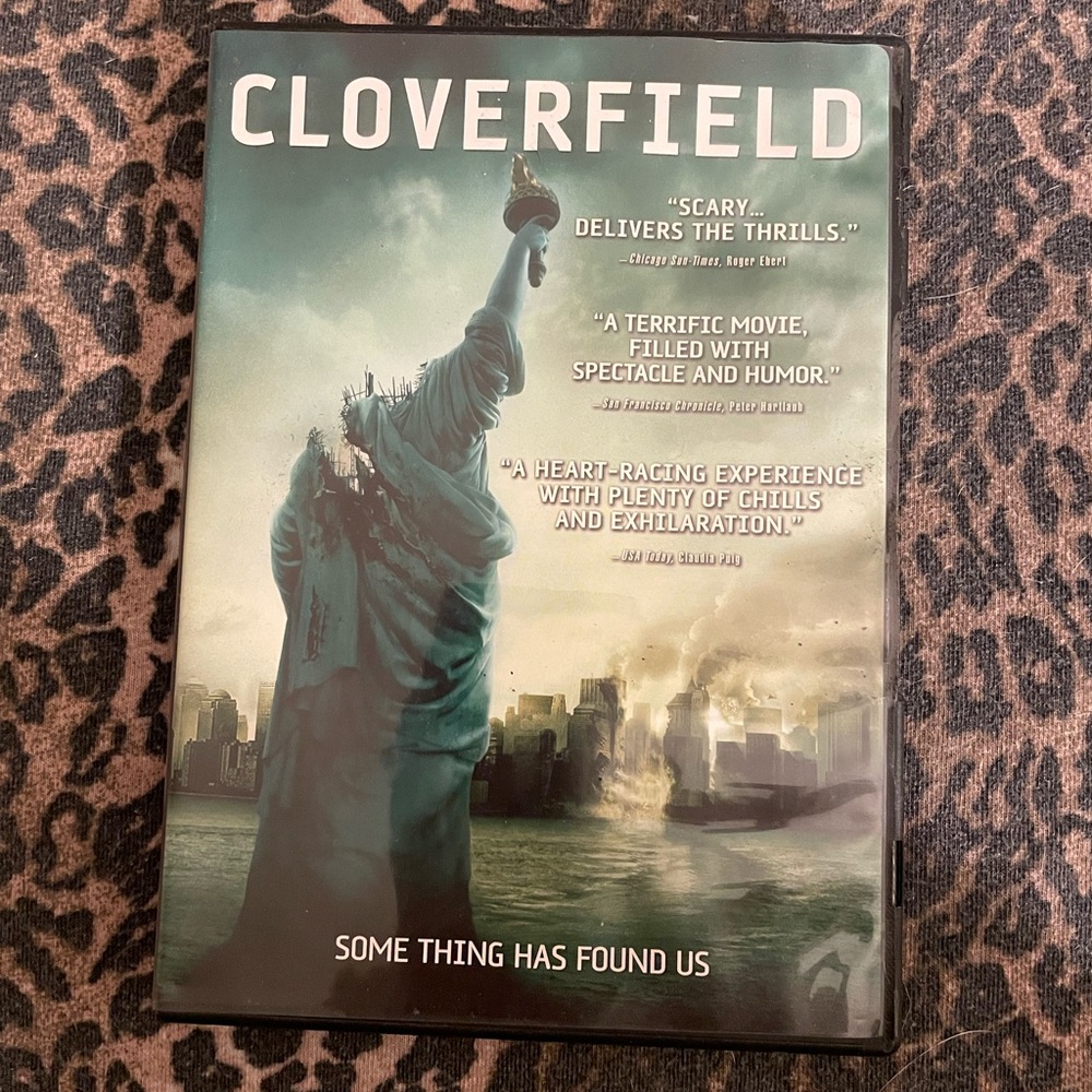 Cloverfield DVD terrific movie filled with spectacle and humor